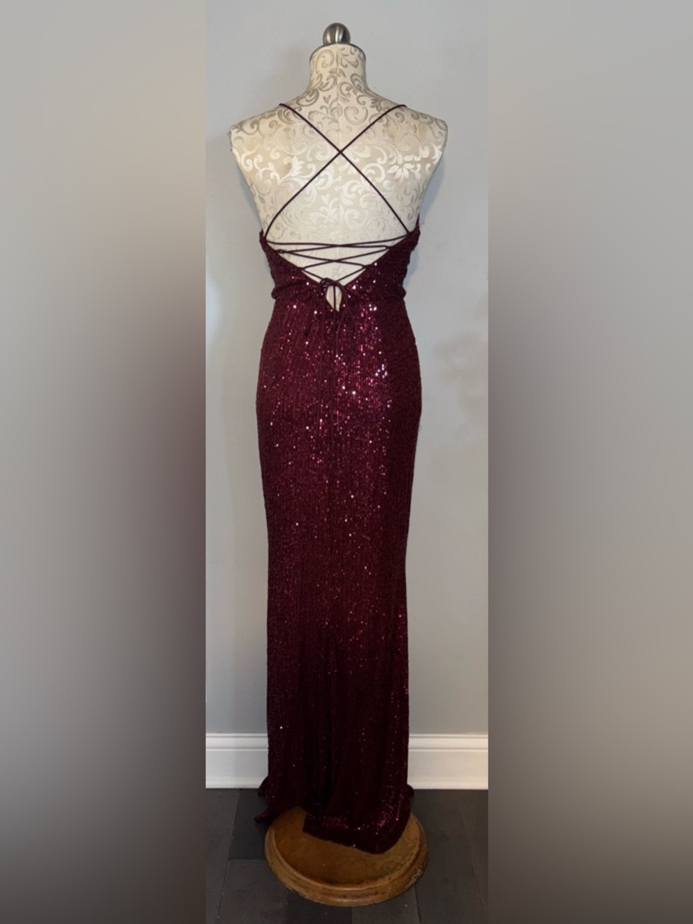 Lulus Sequin Burgundy Evening Gown - Elegant Dress Size Medium. #A - Picture 5 of 7